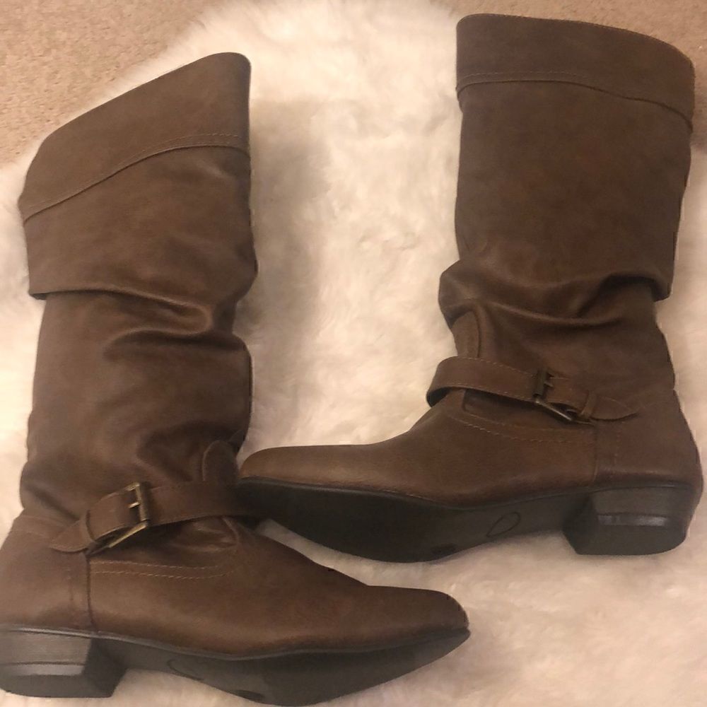 Never worn Brown tall boots size 6.5